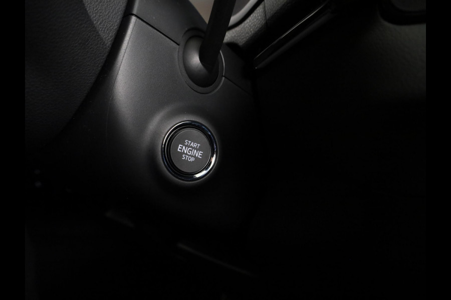 Škoda Karoq Sportline Business 1.5 TSI 150 pk 7 versn. DSG | Wegklapbare trekhaak | Travel Assist Pakket Plus