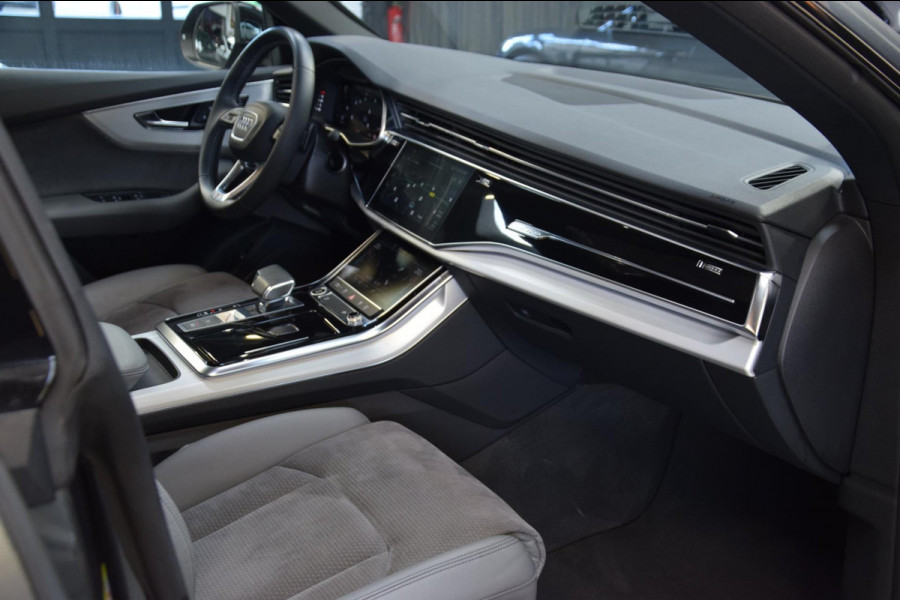 Audi Q8 55 TFSI Quattro Pro Line S *S-Line*|Panoramadak|Dealer onderhouden|ACC|