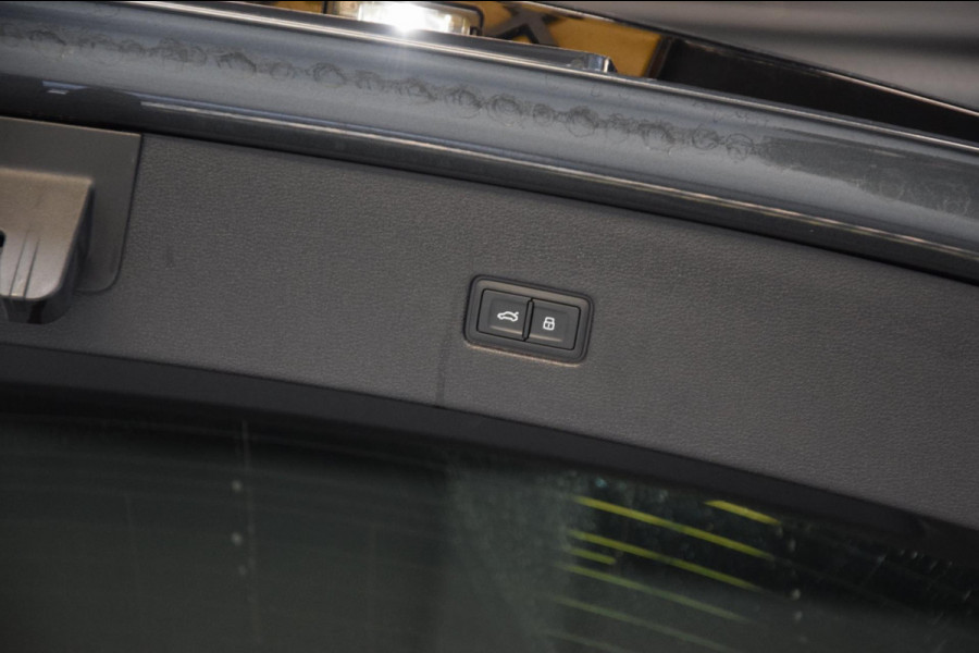 Audi Q8 55 TFSI Quattro Pro Line S *S-Line*|Panoramadak|Dealer onderhouden|ACC|