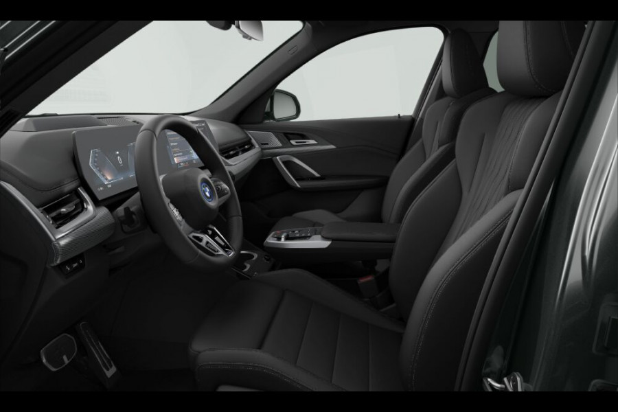 BMW iX1 xDrive30 M-Sport - Pano - Trekhaak - Memoryzetel - ACC - Harman Kardon