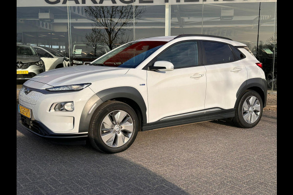 Hyundai Kona EV Fashion 64 kWh | SOH: 95,1% | 3 Fase | warmtepomp | HUD | Blindspot | Climate | Navi |