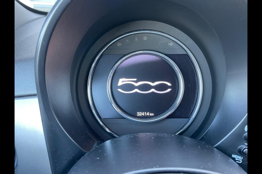 Fiat 500 1.0 Hybrid Rockstar | Panoramadak | Cruise control | Carplay/Android | Wordt verwacht, bel voor het maken van een afspraak!