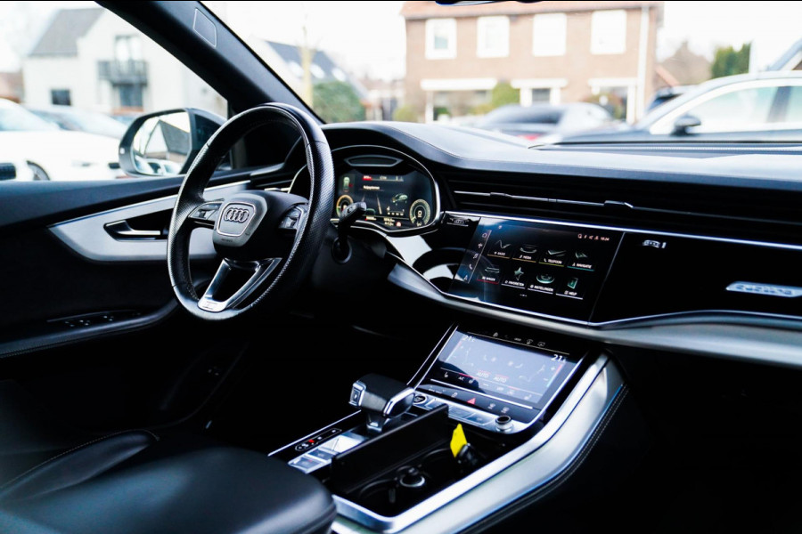 Audi Q8 60 TFSI e quattro Competition | Achterbank Verwarming | Stuurwiel Verwarming | Bang & Olufsen