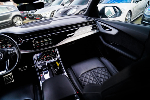 Audi Q8 60 TFSI e quattro Competition | Achterbank Verwarming | Stuurwiel Verwarming | Bang & Olufsen