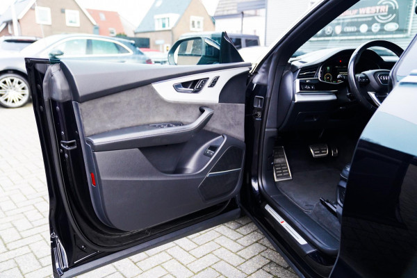 Audi Q8 60 TFSI e quattro Competition | Achterbank Verwarming | Stuurwiel Verwarming | Bang & Olufsen