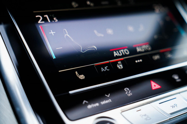 Audi Q8 60 TFSI e quattro Competition | Achterbank Verwarming | Stuurwiel Verwarming | Bang & Olufsen