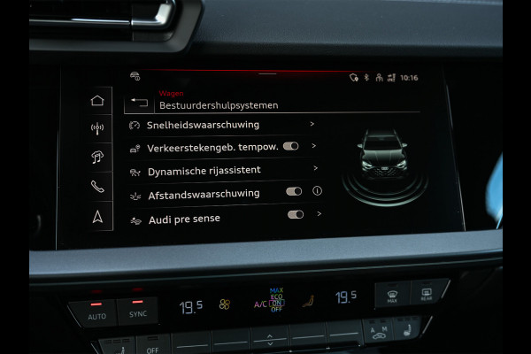 Audi A3 Sportback 45 TFSI e S EDITION COMPETITION | BLACK OPTIC | MATRIX LED | KEYLESS | VIRTUAL COCKPIT | PANORAMADAK | AMBIANCE INTERI