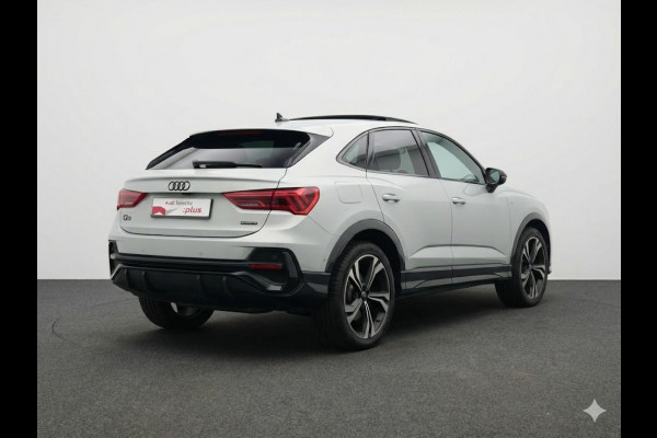 Audi Q3 Sportback 45 TFSI quattro edition one 230pk | Navigatie | Parkeercamera | B&O Audio | Panoramadak | Lederen bekleding