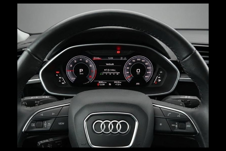 Audi Q3 Sportback 45 TFSI quattro edition one 230pk | Navigatie | Parkeercamera | B&O Audio | Panoramadak | Lederen bekleding