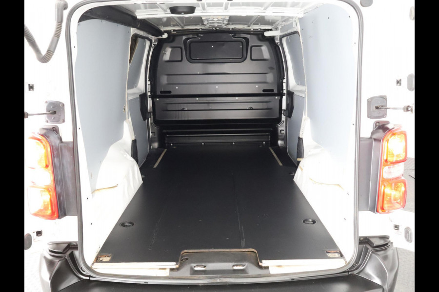 Toyota ProAce Worker 2.0 D-4D Navigator Long GARANTIE TOT 05-2030! NAVIGATIE . PARKEERSENSOREN ACHTER . TREKAAK .