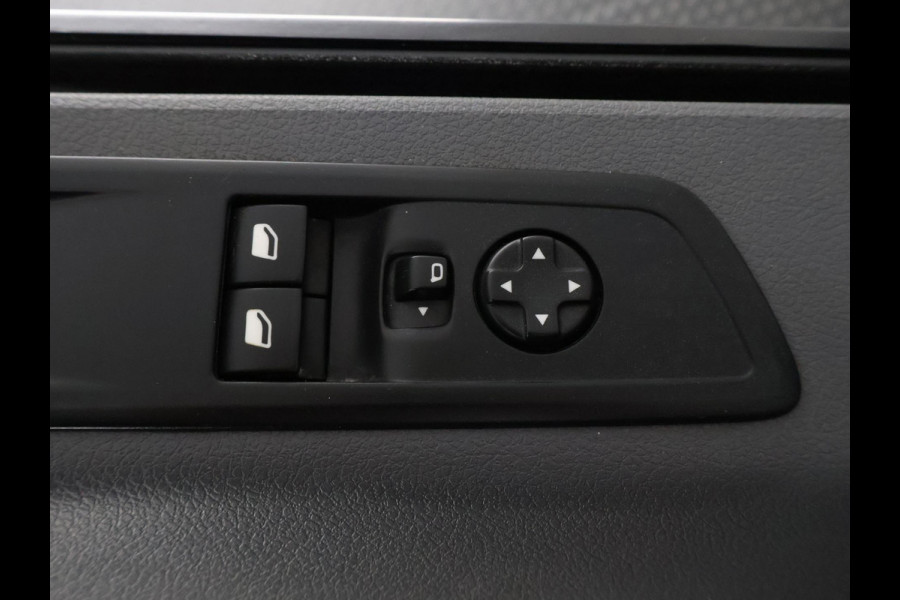 Toyota ProAce Worker 2.0 D-4D Navigator Long GARANTIE TOT 05-2030! NAVIGATIE . PARKEERSENSOREN ACHTER . TREKAAK .