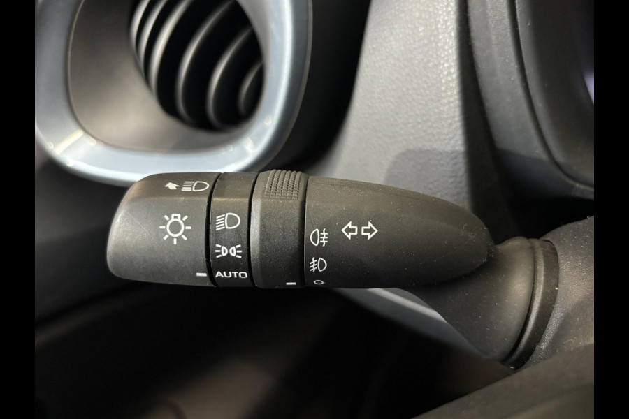 Toyota Aygo X 1.0 VVT-i Automaat Pulse Navigatie Apple Carplay/Android Auto Camera  Climate Control Adaptive Cruise Control Two Tone