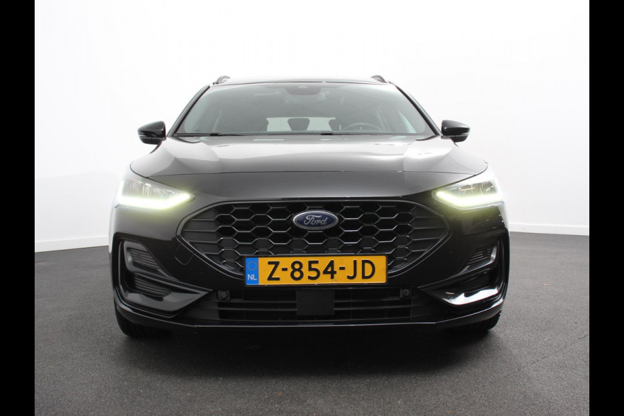 Ford FOCUS Wagon 1.0 EcoBoost 125pk mhev ST Line X | Panorama dak | Navigatie Groot scherm | Apple Carplay/Android Auto | Parkeersensoren | Camera | Driver Assistance Pack | Winter Pack | LED-koplampen | Panoramadak | Virtual Cockpit | All seasonbanden
