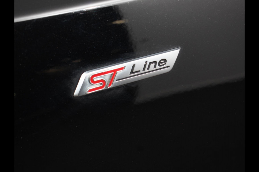 Ford FOCUS Wagon 1.0 EcoBoost 125pk mhev ST Line X | Panorama dak | Navigatie Groot scherm | Apple Carplay/Android Auto | Parkeersensoren | Camera | Driver Assistance Pack | Winter Pack | LED-koplampen | Panoramadak | Virtual Cockpit | All seasonbanden