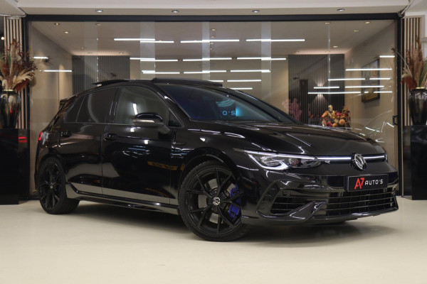Volkswagen Golf 2.0 TSI R 4Motion /PERFORMANCE/AKRAP/PANO/HUD/IQ/H-K/VOL