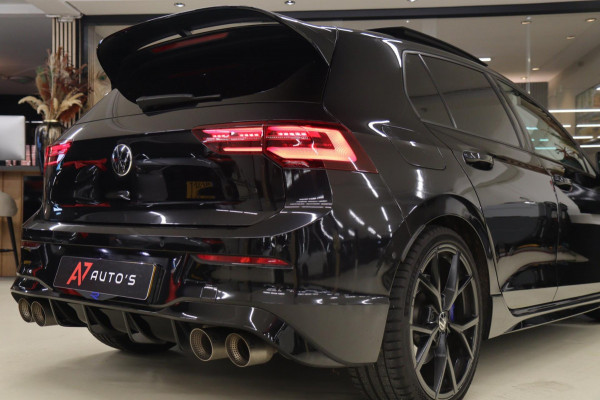 Volkswagen Golf 2.0 TSI R 4Motion /PERFORMANCE/AKRAP/PANO/HUD/IQ/H-K/VOL