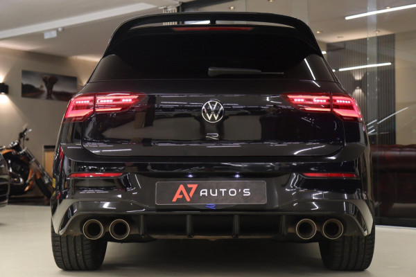 Volkswagen Golf 2.0 TSI R 4Motion /PERFORMANCE/AKRAP/PANO/HUD/IQ/H-K/VOL