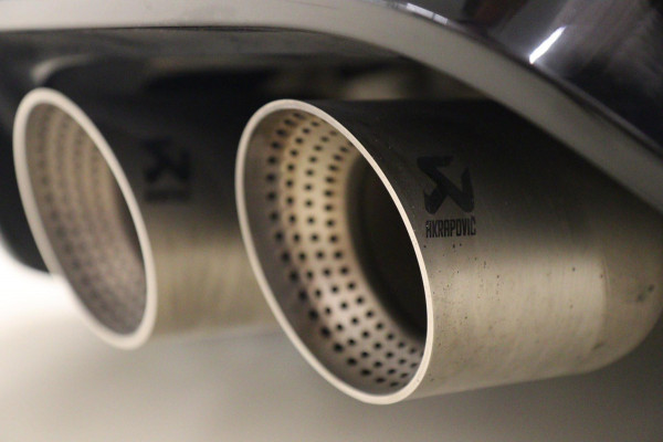 Volkswagen Golf 2.0 TSI R 4Motion /PERFORMANCE/AKRAP/PANO/HUD/IQ/H-K/VOL