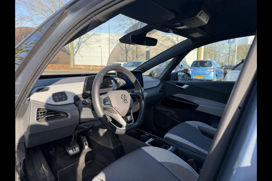 Volkswagen ID.3 Business 58 kWh ORIGINEEL NL / NAP | STOEL- & STUURVERWARMING | ADAPTIEVE CRUISE | CAMERA | MATRIX LED | RIJKLAAR MET 12 MND BOVAG