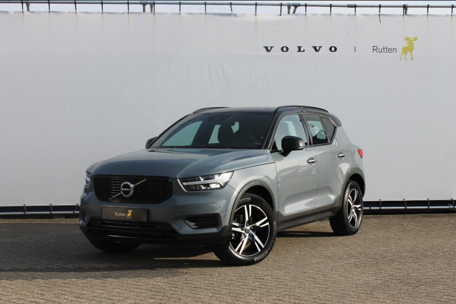 Volvo XC40 1.5 T3 R-Design Adaptieve cruise control / Semi elektrisch wegklapbare trekhaak / Blis / Apple Carplay / Verwarmbare voorstoelen en verwarmbaar stuurwiel / Climate control