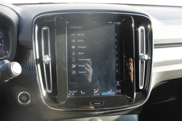Volvo XC40 1.5 T3 R-Design Adaptieve cruise control / Semi elektrisch wegklapbare trekhaak / Blis / Apple Carplay / Verwarmbare voorstoelen en verwarmbaar stuurwiel / Climate control
