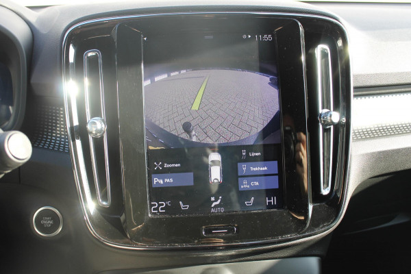 Volvo XC40 1.5 T3 R-Design Adaptieve cruise control / Semi elektrisch wegklapbare trekhaak / Blis / Apple Carplay / Verwarmbare voorstoelen en verwarmbaar stuurwiel / Climate control