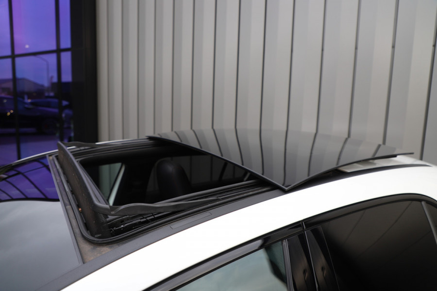 Mercedes-Benz A-Klasse 200 AMG Aut7 | 163PK | Pano | Led | Stoelverwarming | Clima | Apple-carplay | Camera | Widescreen | 2018.