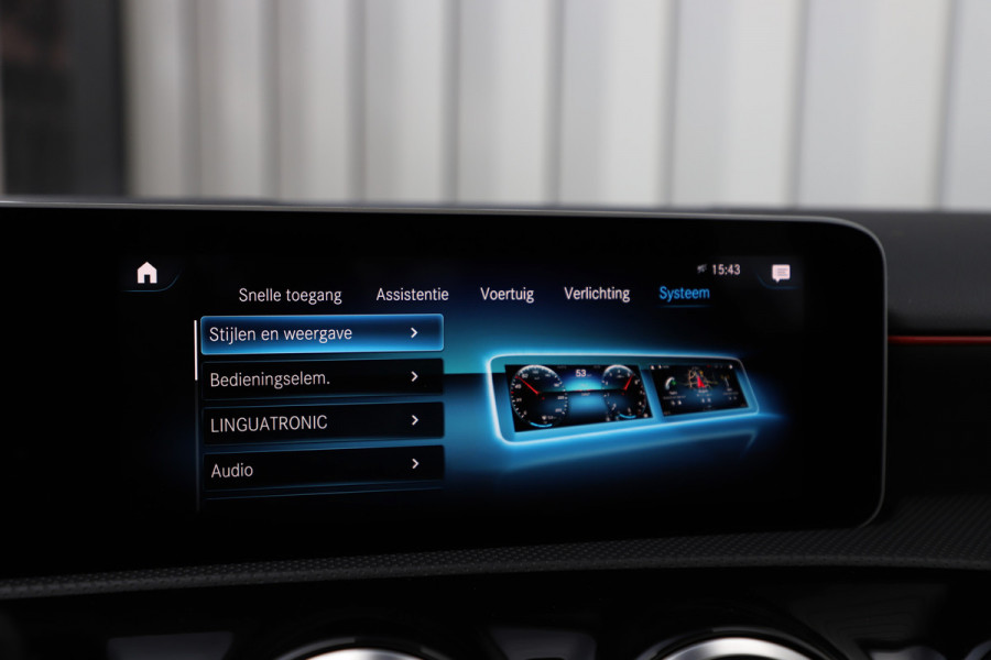 Mercedes-Benz A-Klasse 200 AMG Aut7 | 163PK | Pano | Led | Stoelverwarming | Clima | Apple-carplay | Camera | Widescreen | 2018.