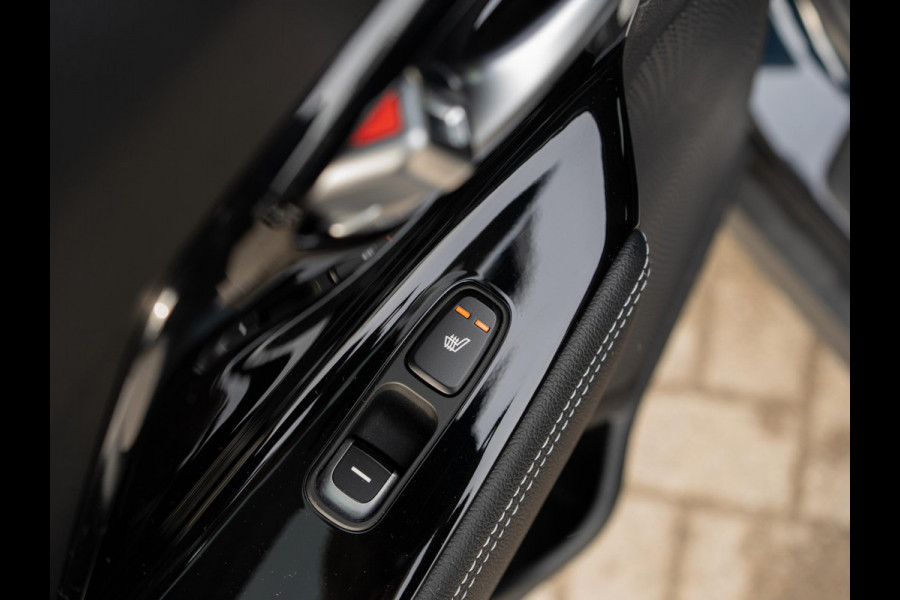 Kia e-Niro ExecutiveLine 64 kWh 3 Fase | Cruise | Clima | Camera | Carplay | Navi | Keyless | Stoelverwarming-verkoeling |