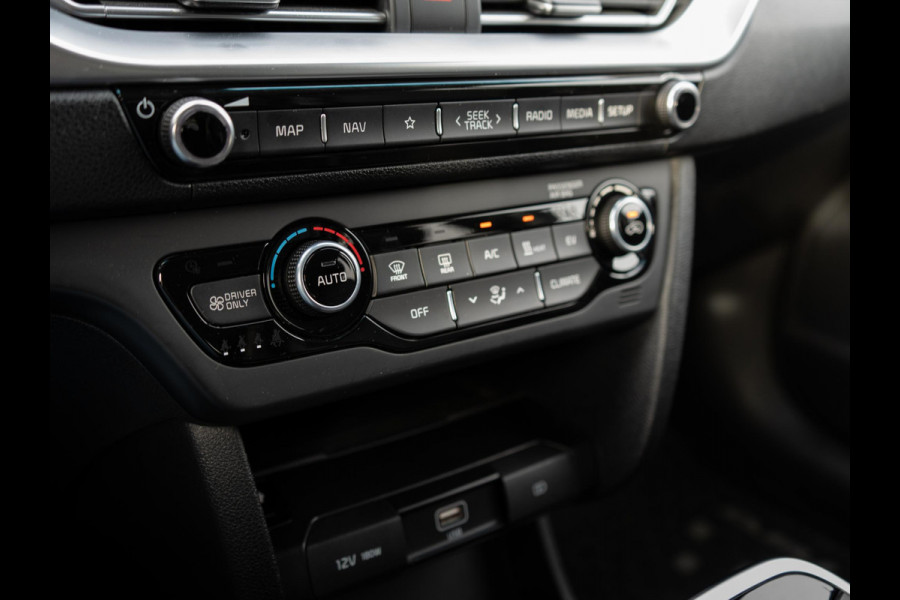 Kia e-Niro ExecutiveLine 64 kWh 3 Fase | Cruise | Clima | Camera | Carplay | Navi | Keyless | Stoelverwarming-verkoeling |