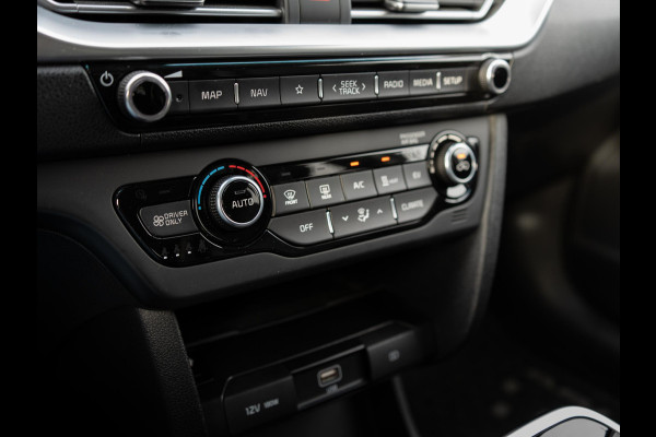 Kia e-Niro ExecutiveLine 64 kWh 3 Fase | Cruise | Clima | Camera | Carplay | Navi | Keyless | Stoelverwarming-verkoeling |