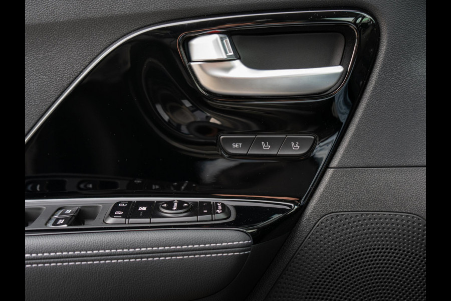 Kia e-Niro ExecutiveLine 64 kWh 3 Fase | Cruise | Clima | Camera | Carplay | Navi | Keyless | Stoelverwarming-verkoeling |