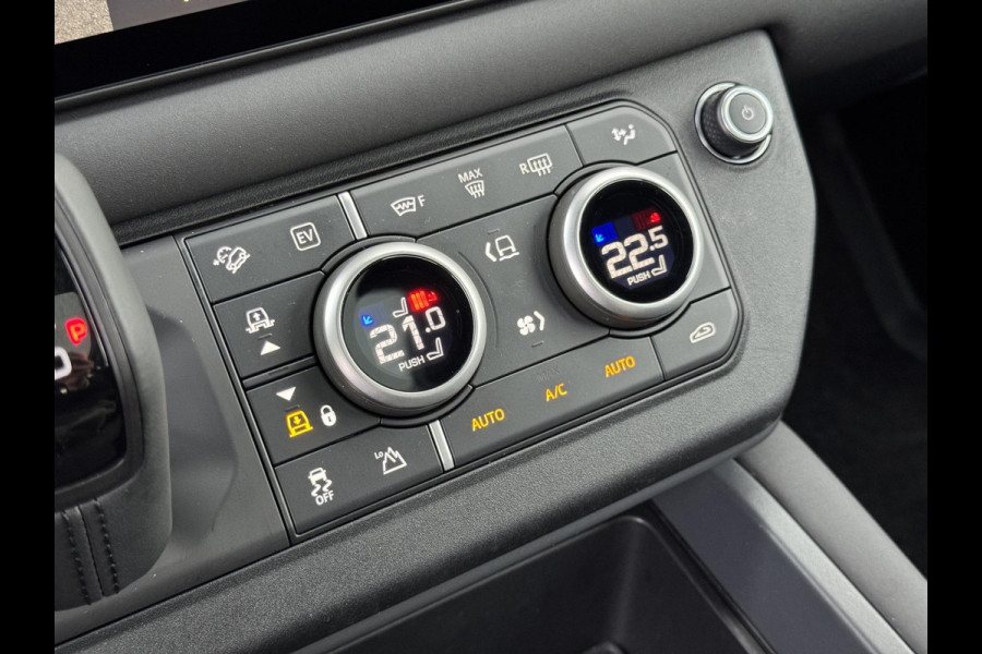 Land Rover Defender P300e 110 X-Dynamic SE