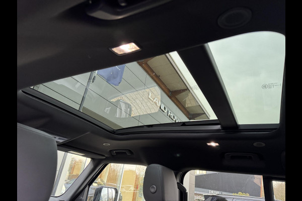 Land Rover Defender P300e 110 X-Dynamic SE