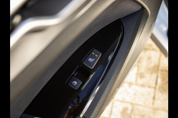 Kia Sportage 1.6 T-GDi Plug-in Hybrid AWD GT-Line Panoramadak | Stoelverwarming | Camera | elektr. achterklep | Carplay