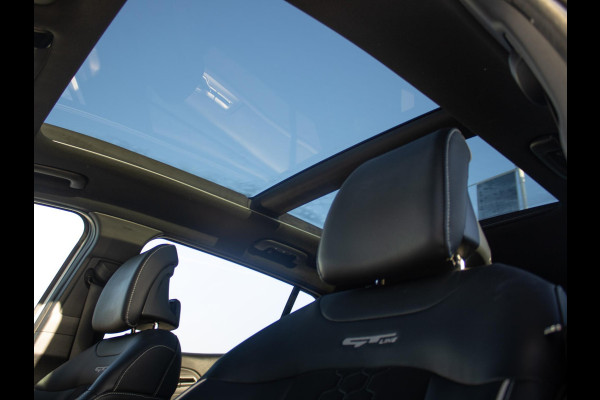 Kia Sportage 1.6 T-GDi Plug-in Hybrid AWD GT-Line Panoramadak | Stoelverwarming | Camera | elektr. achterklep | Carplay