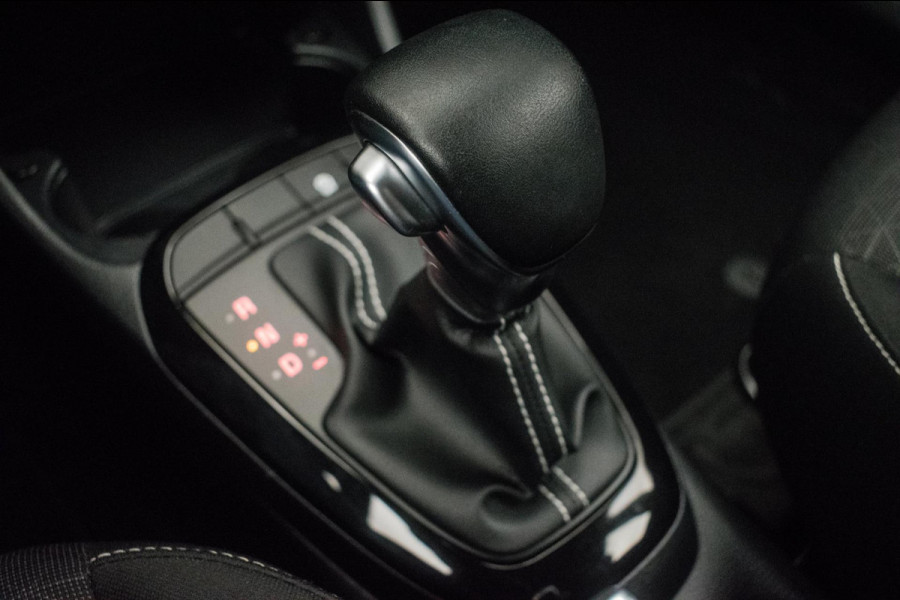 Kia Picanto 1.0 DPi DynamicLine AUTOMAAT ORG NL [ Camera Cruise Control Carplay ]