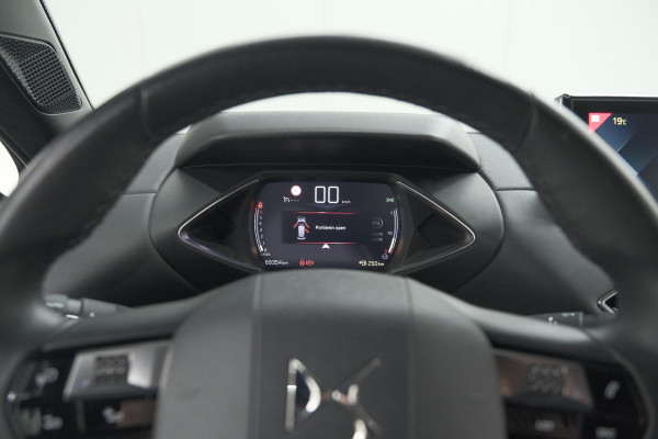 DS DS 3 Crossback PureTech 100 Montmartre | Parkeersensoren | Apple Carplay | Allseason Banden | Navigatie | Climate Control