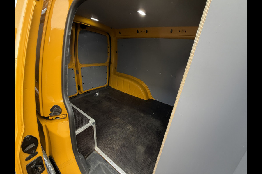 Volkswagen Caddy 2.0 TDI Euro 6 L1H1 BMT Trendline Trekhaak/cruise control