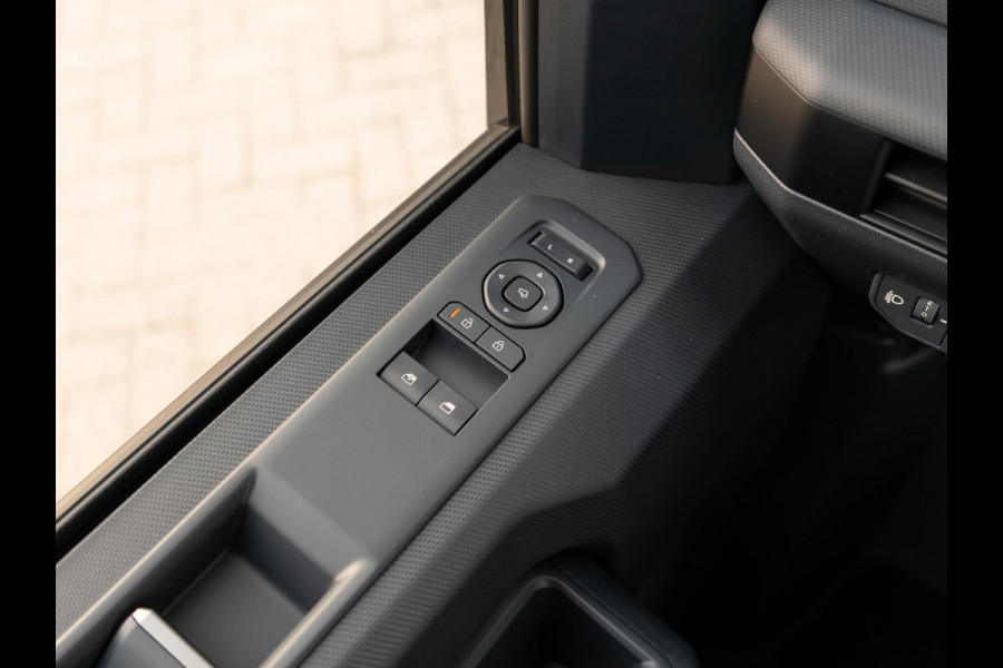 Kia PV5 Passenger Elite 71.2 kWh | Stoel en stuurverwarming | 360 graden camera |