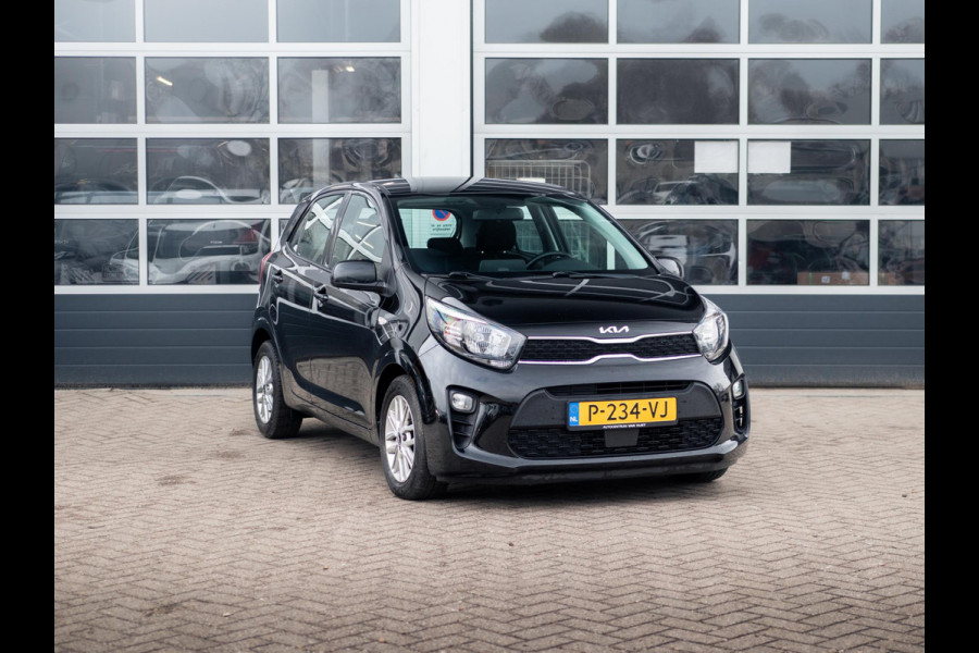 Kia Picanto 1.0 DPi DynamicLine | Carplay | Airco | Achteruitrijcamera | All season banden |