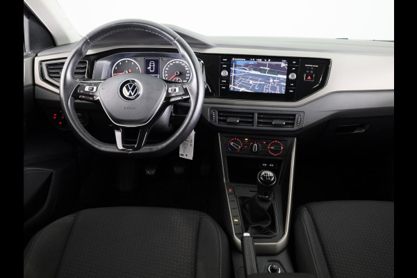 Volkswagen Polo 1.0 TSI R-Line Edition 95 pk | Navigatie | Parkeersensoren | Adaptieve cruise control | Apple Carplay/Android Auto |