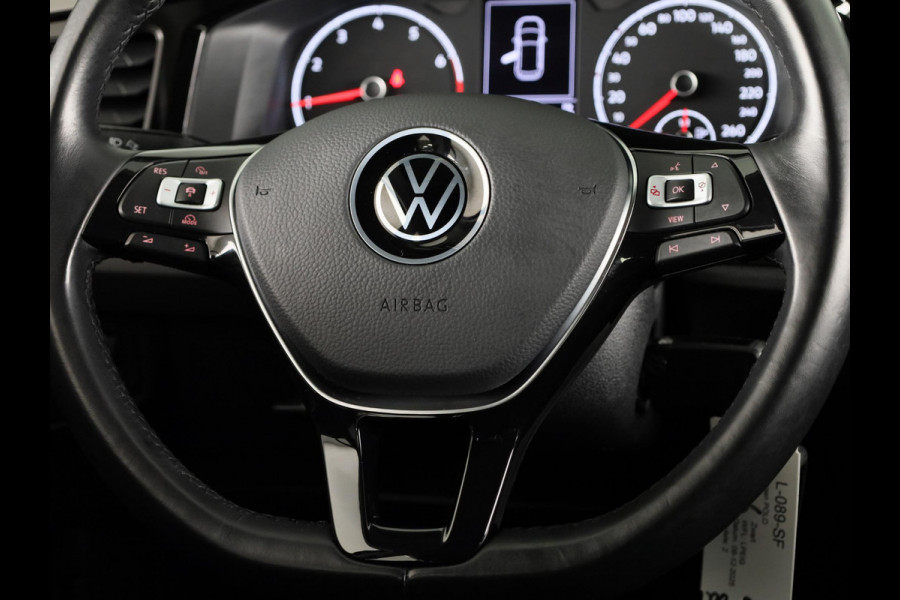 Volkswagen Polo 1.0 TSI R-Line Edition 95 pk | Navigatie | Parkeersensoren | Adaptieve cruise control | Apple Carplay/Android Auto |