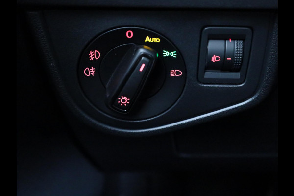 Volkswagen Polo 1.0 TSI R-Line Edition 95 pk | Navigatie | Parkeersensoren | Adaptieve cruise control | Apple Carplay/Android Auto |