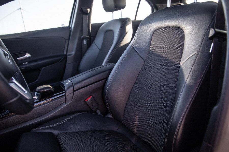 Mercedes-Benz A-Klasse 250 e Business Line PANORAMA DAK / WIDESCREEN / 360 CAMERA / CARPLAY