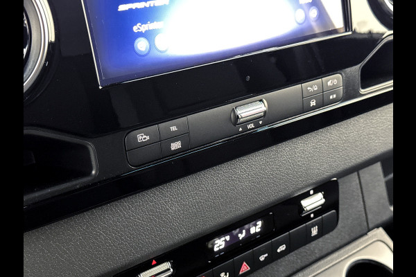 Mercedes-Benz eSprinter 314/414 L3H2 Pro 113kWh 450km actieradius DC laden 115KW Stoelverwarming Camera Betimmering