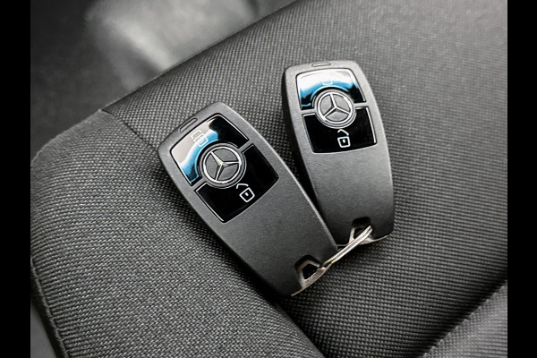 Mercedes-Benz eSprinter 314/414 L3H2 Pro 113kWh 450km actieradius DC laden 115KW Stoelverwarming Camera Betimmering