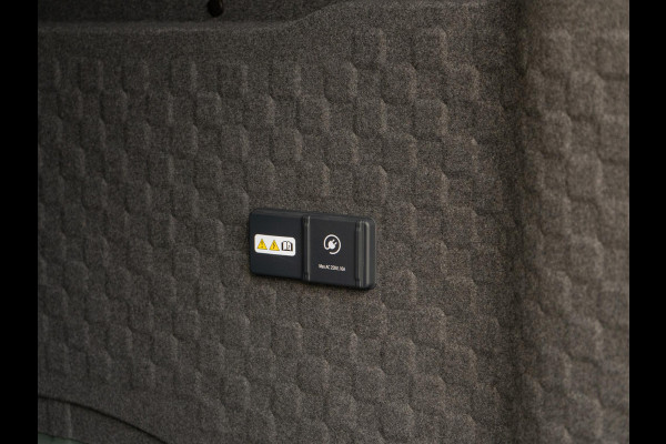 Kia PV5 L2H1 Elite 71.2 kWh | 360 Graden camera | parkeersensoren rondom | Stoelverwarming |