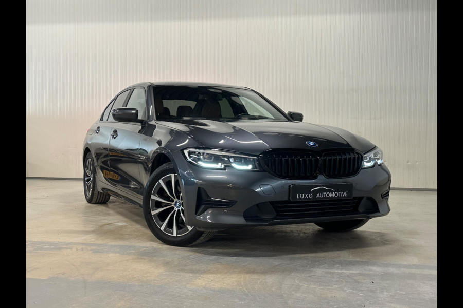 BMW 3-serie 320e Business Edition Plus | SHADOW LINE | TREKHAAK | LED | CAMERA | PLUG IN HYBRIDE