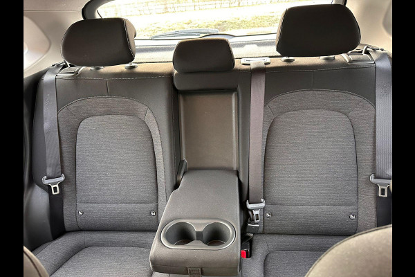 Hyundai Kona EV Comfort 64 kWh | SOH: 96,4% | 3 Fase |Warmtepomp | Navi | Adaptive CC | Climate |